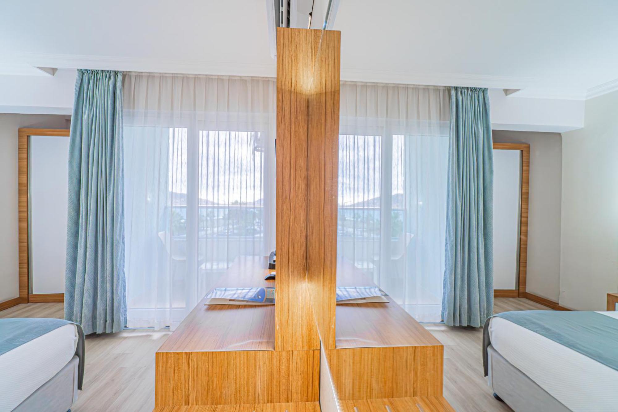 Mesut Hotel